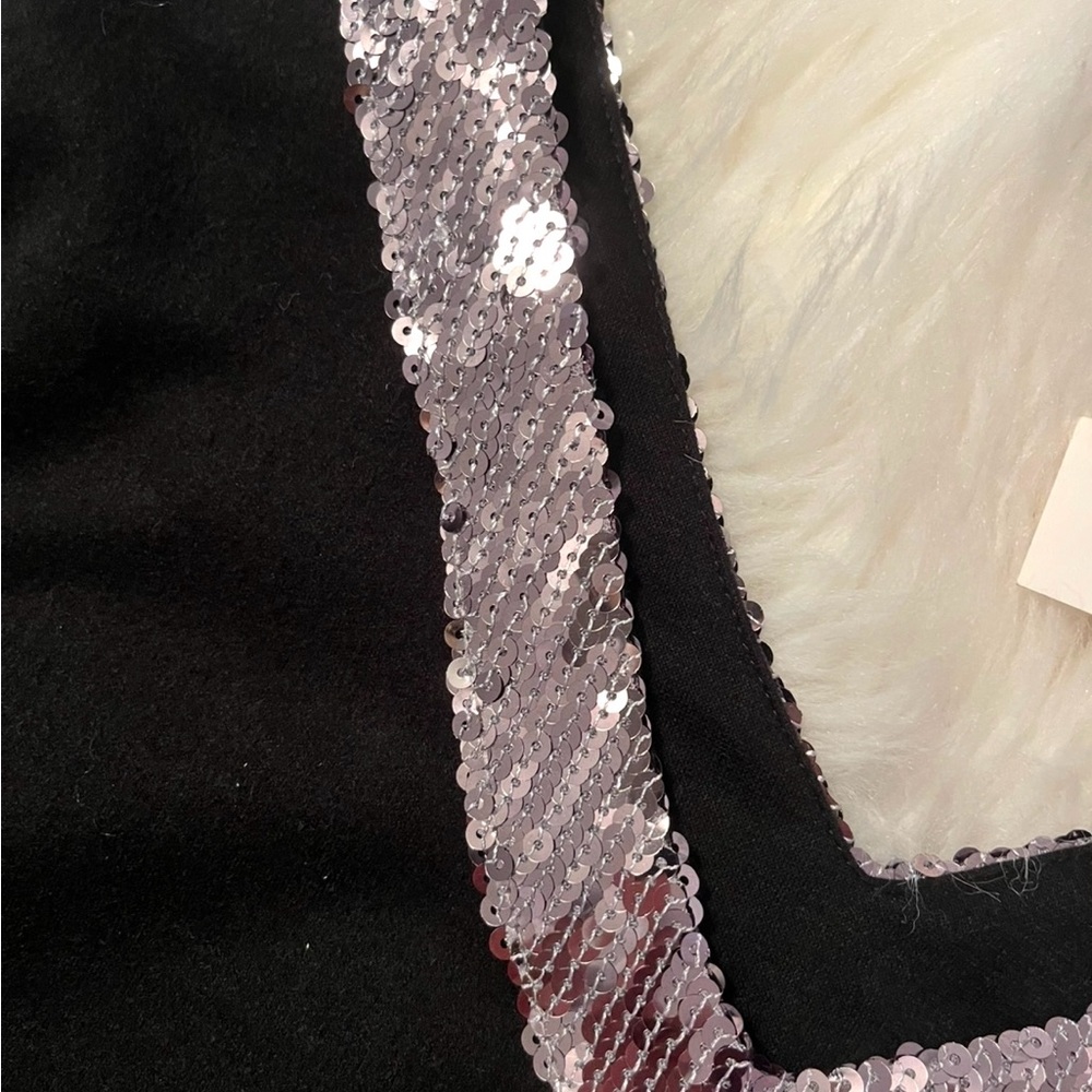 Soft sweater with silver sequins XL NWT - Picture 4 of 5